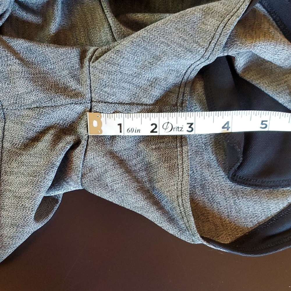 Under Armour Women's Black and Gray Athletic Shorts - Picture 4 of 4